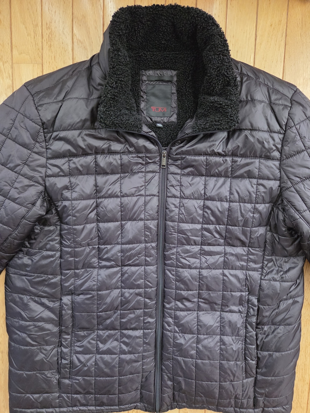 TUMI Men’s Trans Neo Quilted Puffer Jacket Sherpa Collar Size XL Black